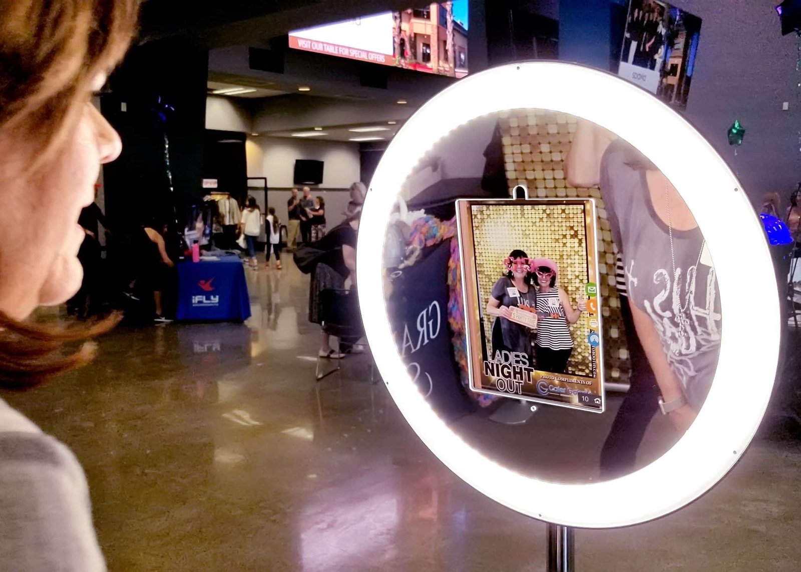 #1 Selfie Booth – DIY Booth Rentals Philadelphia